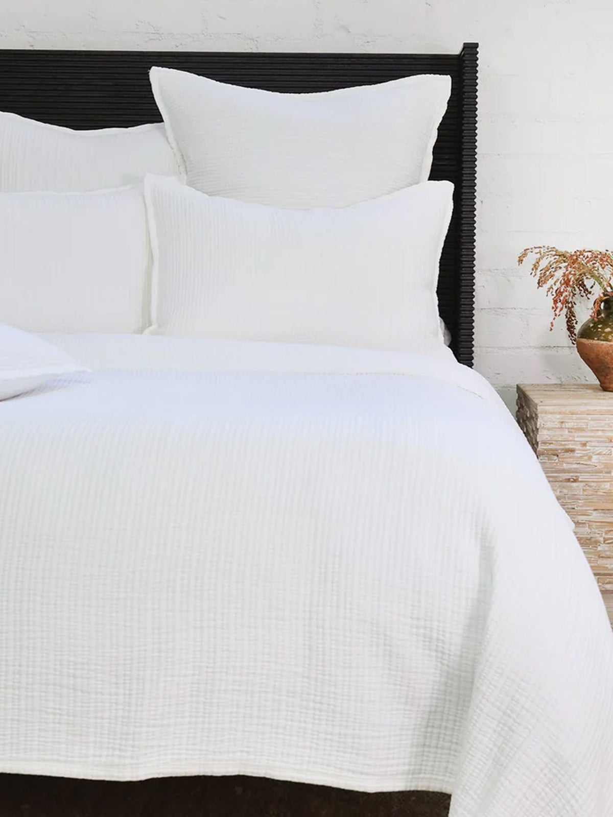 Chatham White Quilt